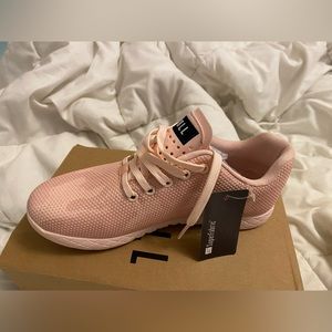 NOBULL women’s camo trainer shoe - pink 8.5